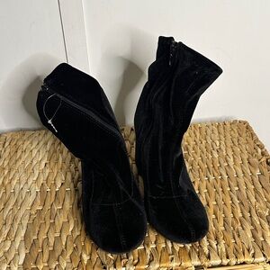 MIA Black Heeled Boots for Women 7.5‎